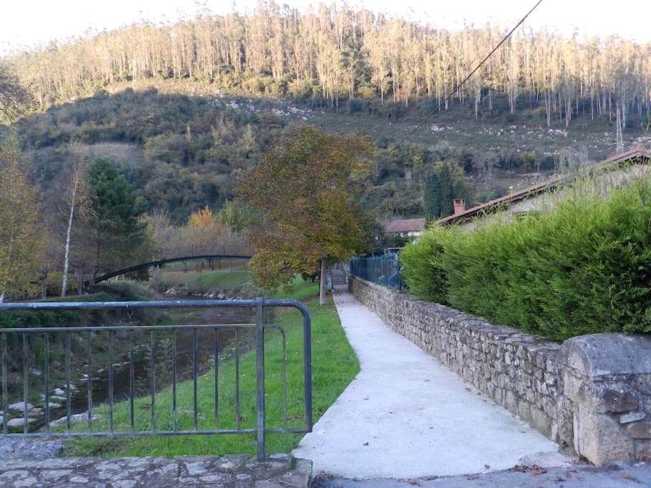 Apartamento En Cantabria, Treceño Esterno foto